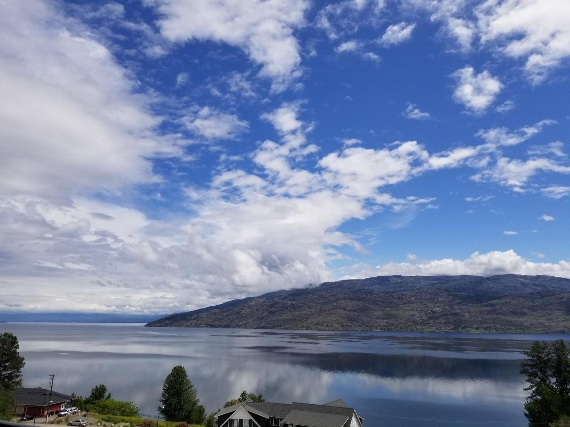 A Taste Of Mexico In The Heart Of Wine Country. Lägenhet Peachland Exteriör bild